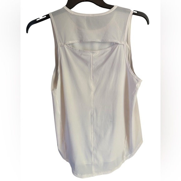 Lululemon Sculpt Tank White‎ - Picture 3 of 13